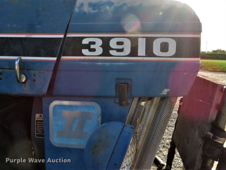 image for item FP9436 Ford 3910  tractor