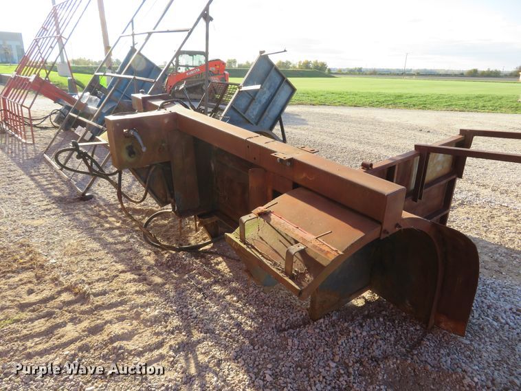 image for item FP9436 Ford 3910  tractor