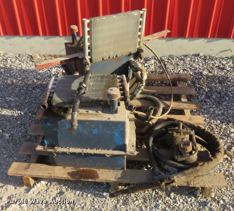 image for item FP9436 Ford 3910  tractor