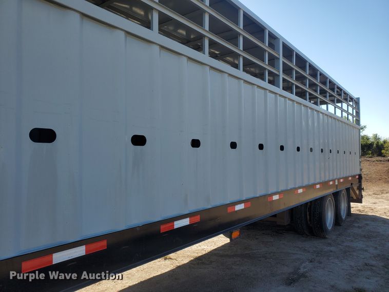 image for item GK9974 2011 Neville  livestock trailer