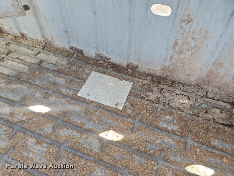 image for item GK9974 2011 Neville  livestock trailer