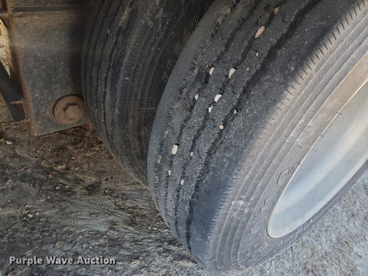 image for item GK9974 2011 Neville  livestock trailer