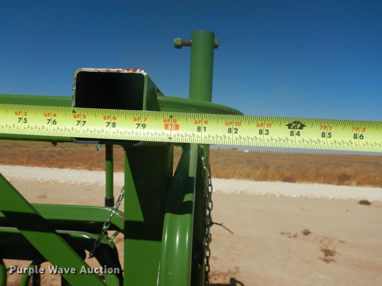 image for item HC9228 Squeeze chute