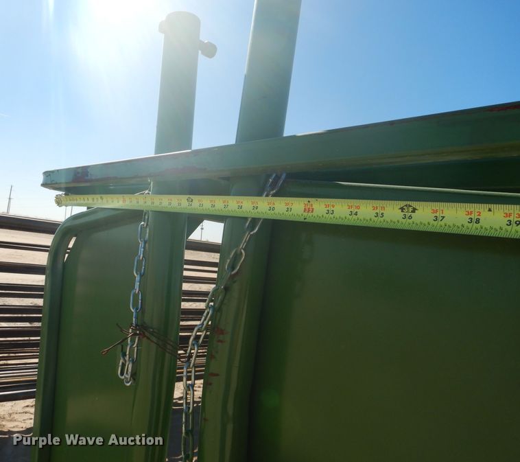 image for item HC9228 Squeeze chute