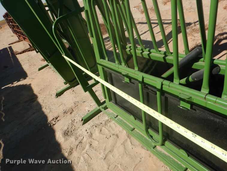 image for item HC9228 Squeeze chute