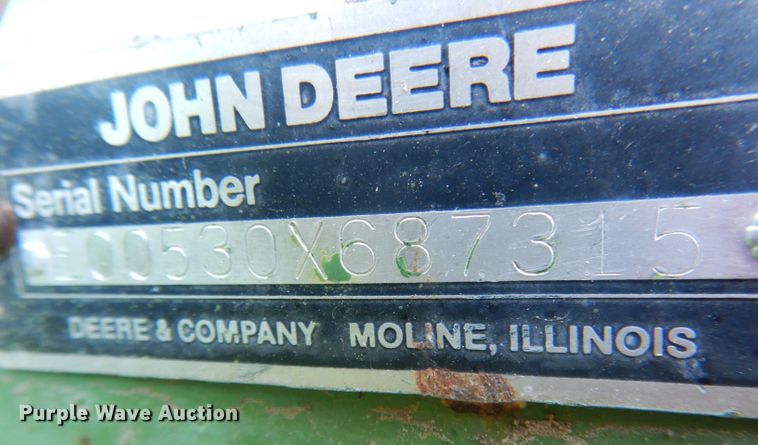 image for item HU9320 1985 John Deere 530  round baler