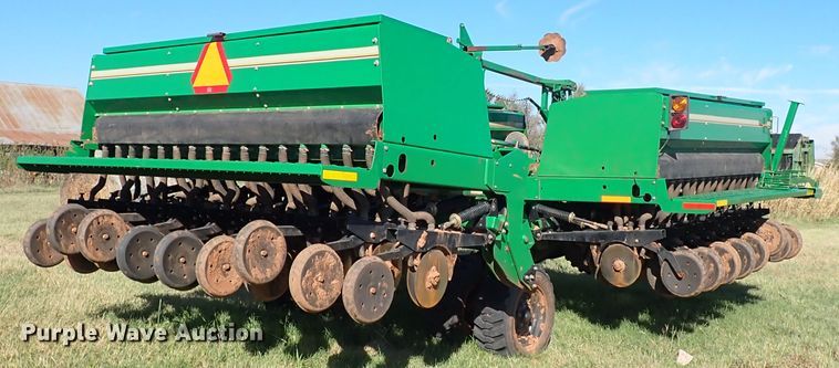 image for item IC9613 2011 Great Plains 3S-3000  grain drill