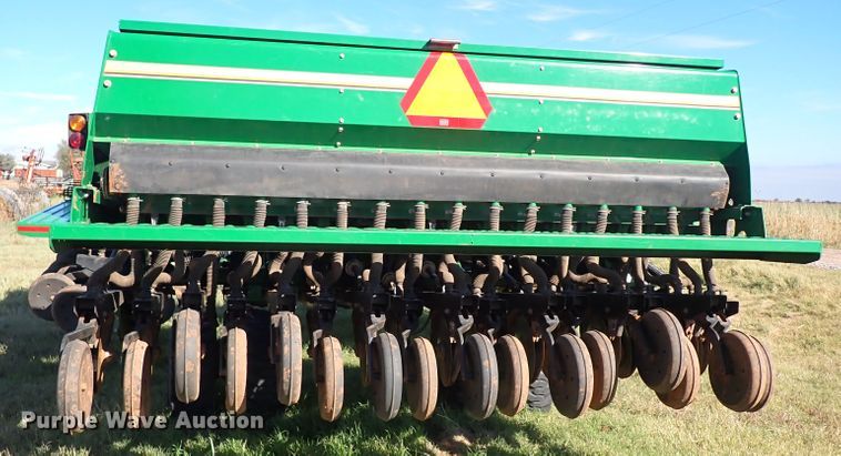 image for item IC9613 2011 Great Plains 3S-3000  grain drill