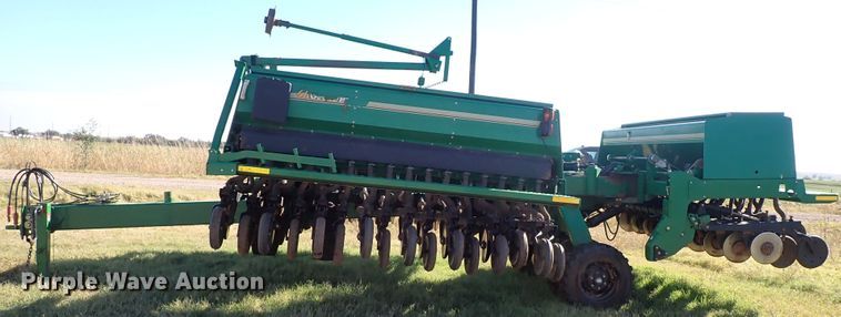 image for item IC9613 2011 Great Plains 3S-3000  grain drill