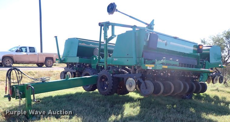 image for item IC9613 2011 Great Plains 3S-3000  grain drill