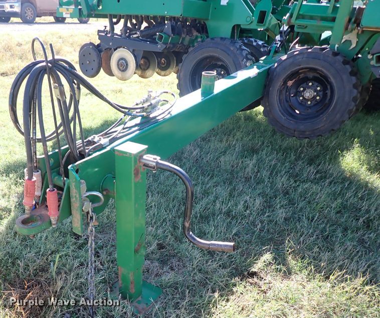 image for item IC9613 2011 Great Plains 3S-3000  grain drill
