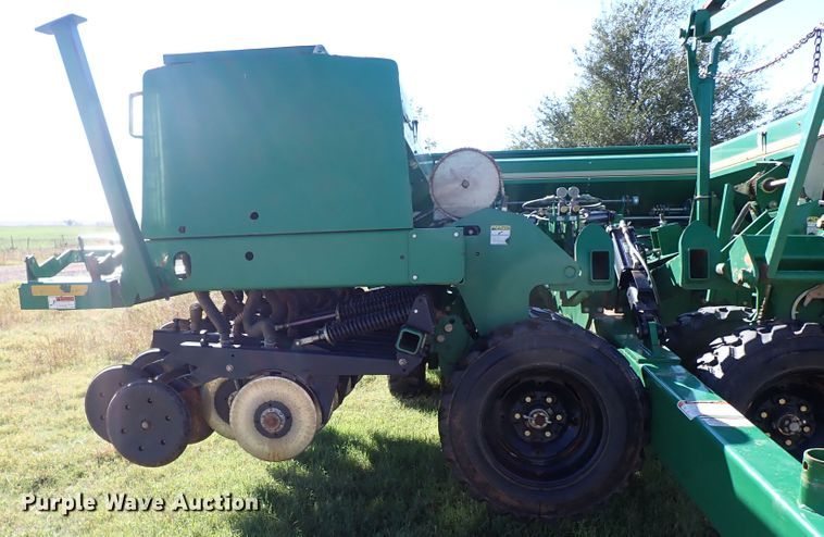 image for item IC9613 2011 Great Plains 3S-3000  grain drill