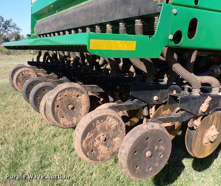 image for item IC9613 2011 Great Plains 3S-3000  grain drill
