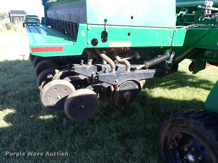 image for item IC9613 2011 Great Plains 3S-3000  grain drill
