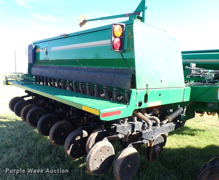image for item IC9613 2011 Great Plains 3S-3000  grain drill