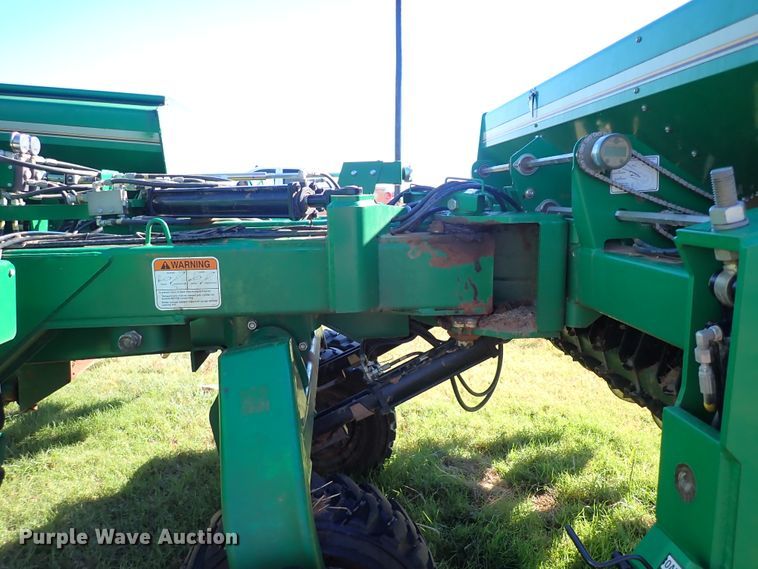 image for item IC9613 2011 Great Plains 3S-3000  grain drill