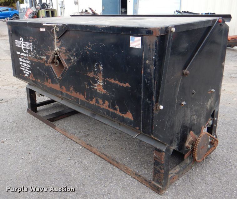 image for item ID9174 3C Cattle Feeders  cake feeder