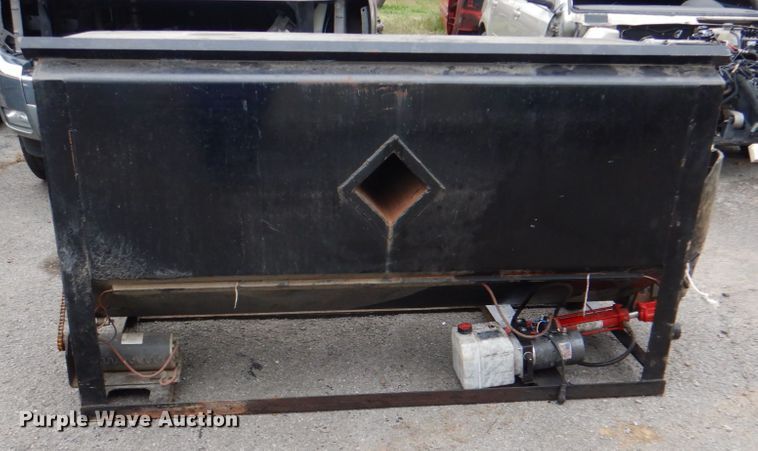 image for item ID9174 3C Cattle Feeders  cake feeder