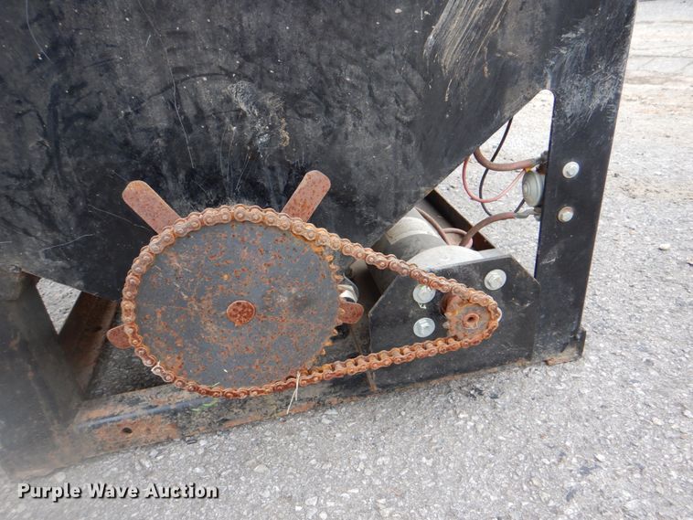 image for item ID9174 3C Cattle Feeders  cake feeder