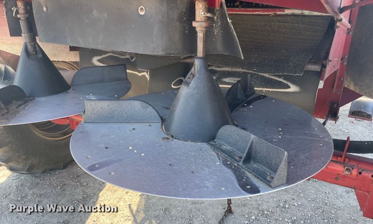 image for item ID9536 1998 Case IH 2388  combine