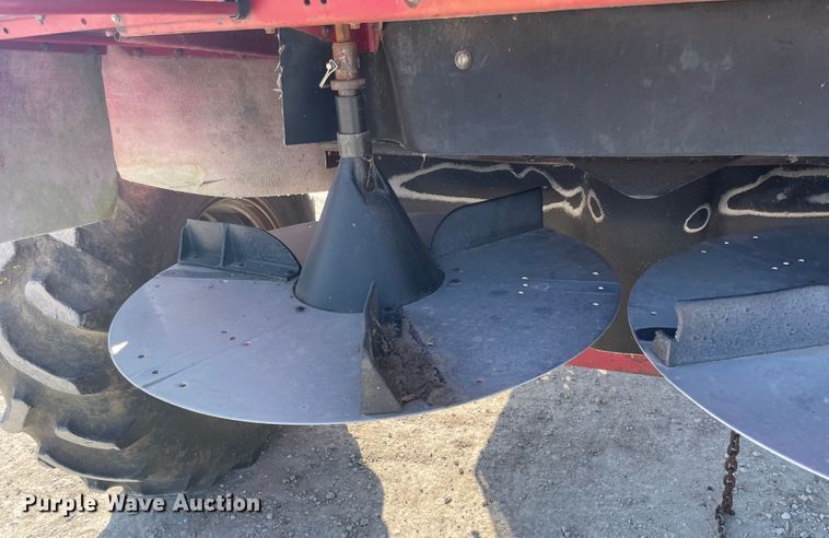 image for item ID9536 1998 Case IH 2388  combine