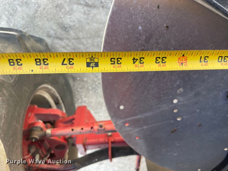 image for item ID9536 1998 Case IH 2388  combine