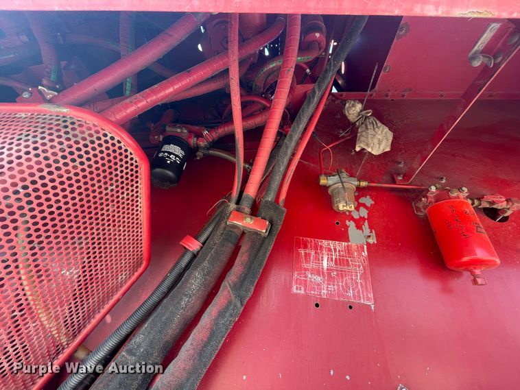 image for item ID9536 1998 Case IH 2388  combine