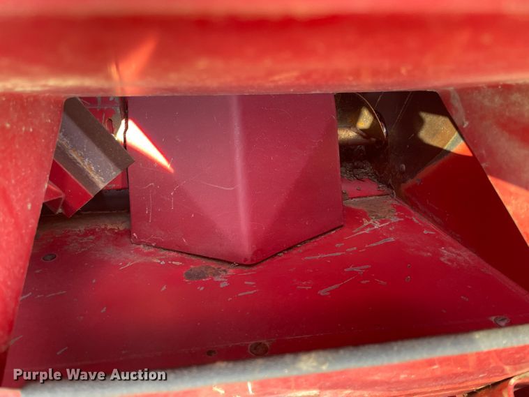 image for item ID9536 1998 Case IH 2388  combine