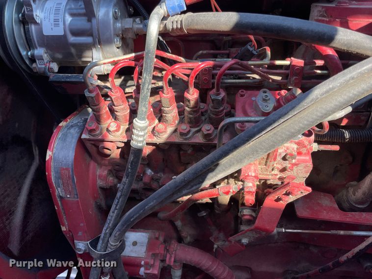 image for item ID9536 1998 Case IH 2388  combine