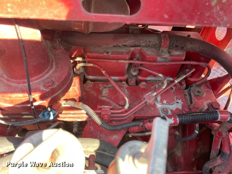 image for item ID9536 1998 Case IH 2388  combine