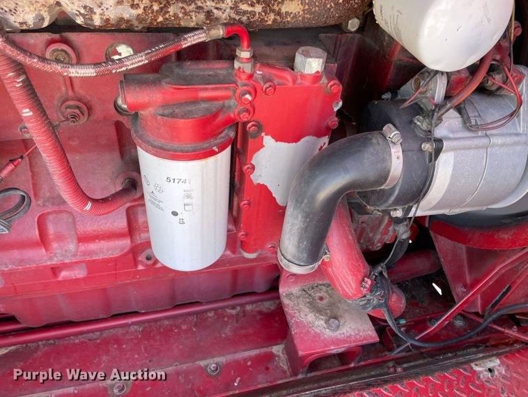 image for item ID9536 1998 Case IH 2388  combine