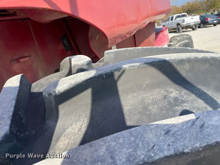 image for item ID9536 1998 Case IH 2388  combine