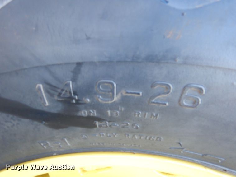 image for item IH9041 1951 John Deere AR  tractor