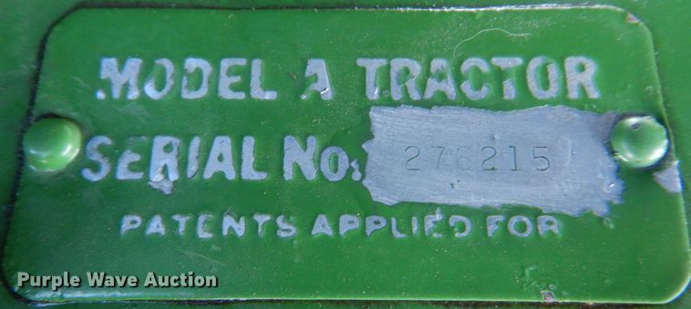 image for item IH9041 1951 John Deere AR  tractor