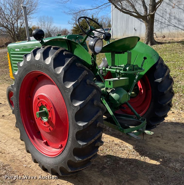 image for item IK9681 1951 Oliver 88 Row Crop  tractor