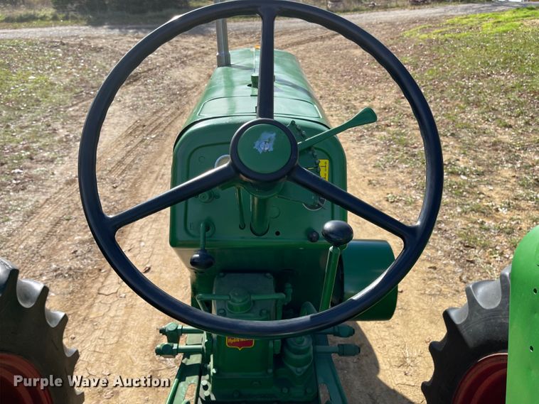 image for item IK9681 1951 Oliver 88 Row Crop  tractor