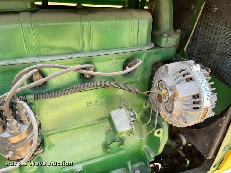 image for item IK9681 1951 Oliver 88 Row Crop  tractor