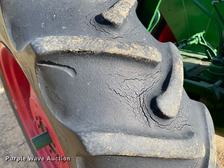 image for item IK9681 1951 Oliver 88 Row Crop  tractor