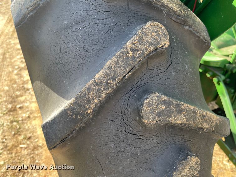 image for item IK9681 1951 Oliver 88 Row Crop  tractor