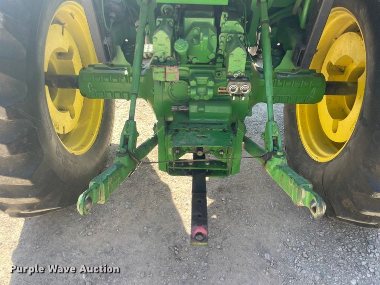 image for item IX9503 1979 John Deere 4240  tractor