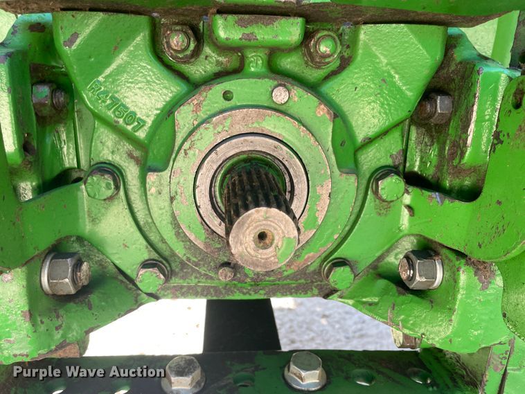 image for item IX9503 1979 John Deere 4240  tractor