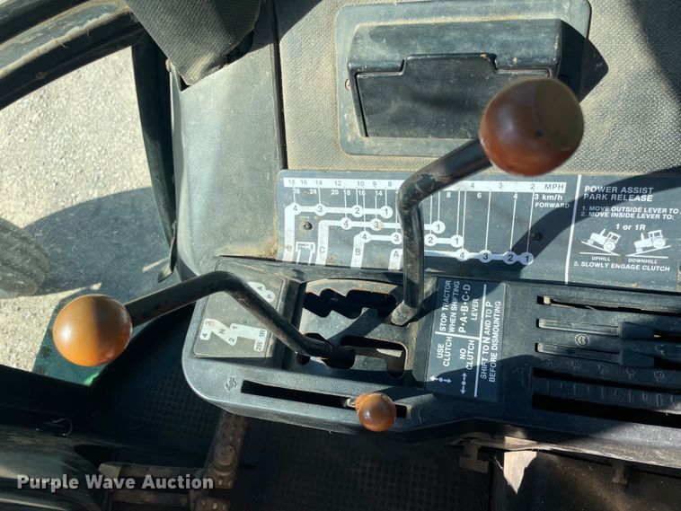 image for item IX9503 1979 John Deere 4240  tractor