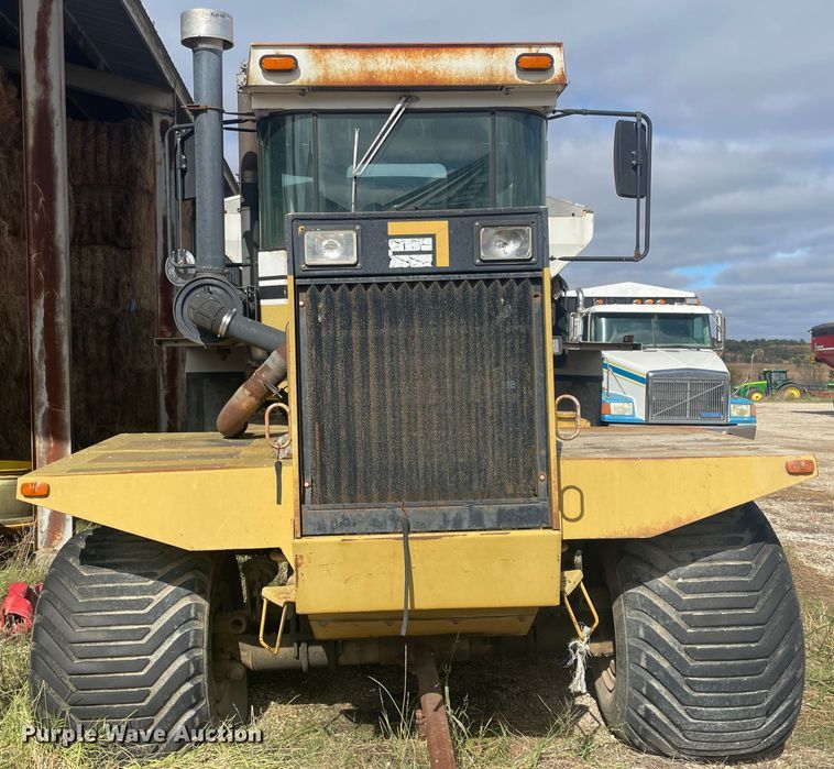 image for item IX9509 Ag-Chem Terra-Gator 1804  spreader