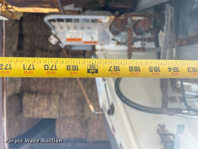 image for item IX9509 Ag-Chem Terra-Gator 1804  spreader