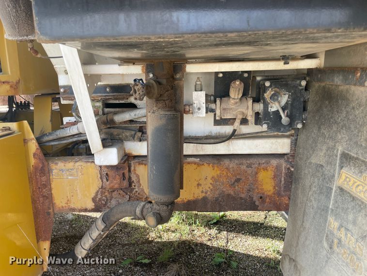 image for item IX9509 Ag-Chem Terra-Gator 1804  spreader