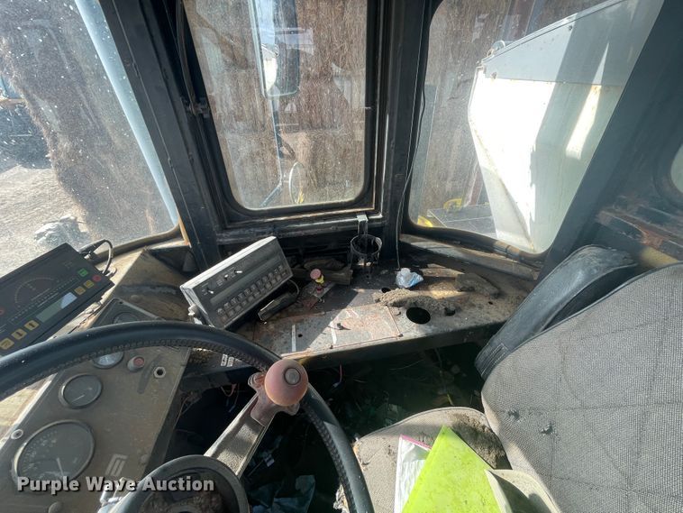 image for item IX9509 Ag-Chem Terra-Gator 1804  spreader