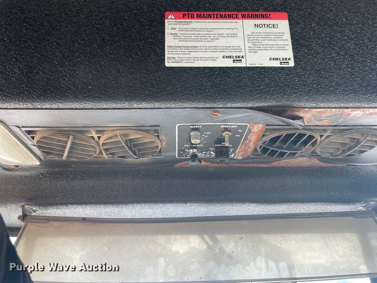 image for item IX9509 Ag-Chem Terra-Gator 1804  spreader