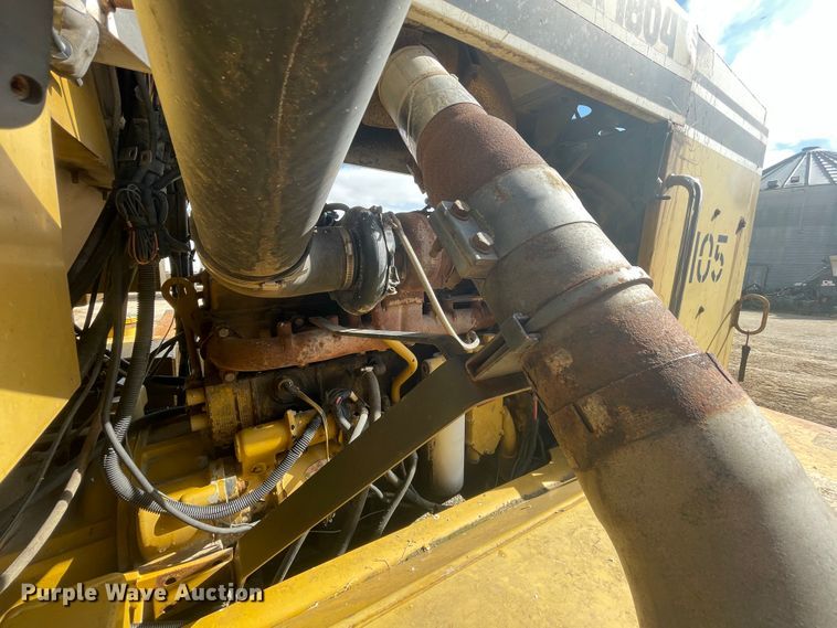 image for item IX9509 Ag-Chem Terra-Gator 1804  spreader