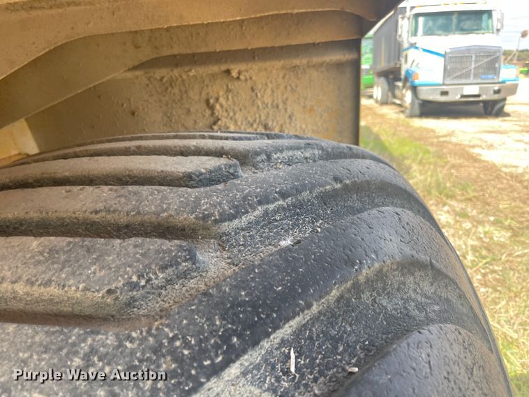 image for item IX9509 Ag-Chem Terra-Gator 1804  spreader