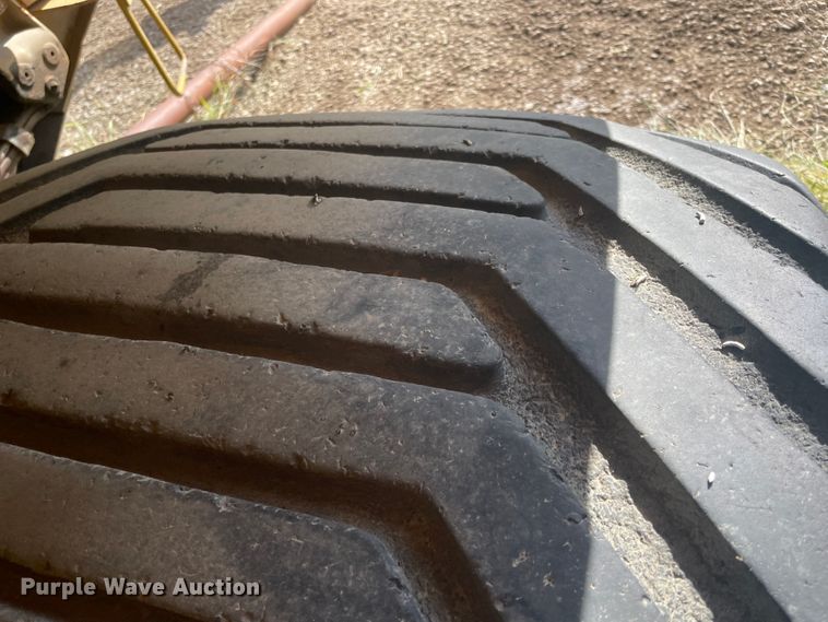 image for item IX9509 Ag-Chem Terra-Gator 1804  spreader